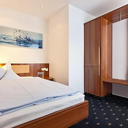 Goldene Rose Готель 3*